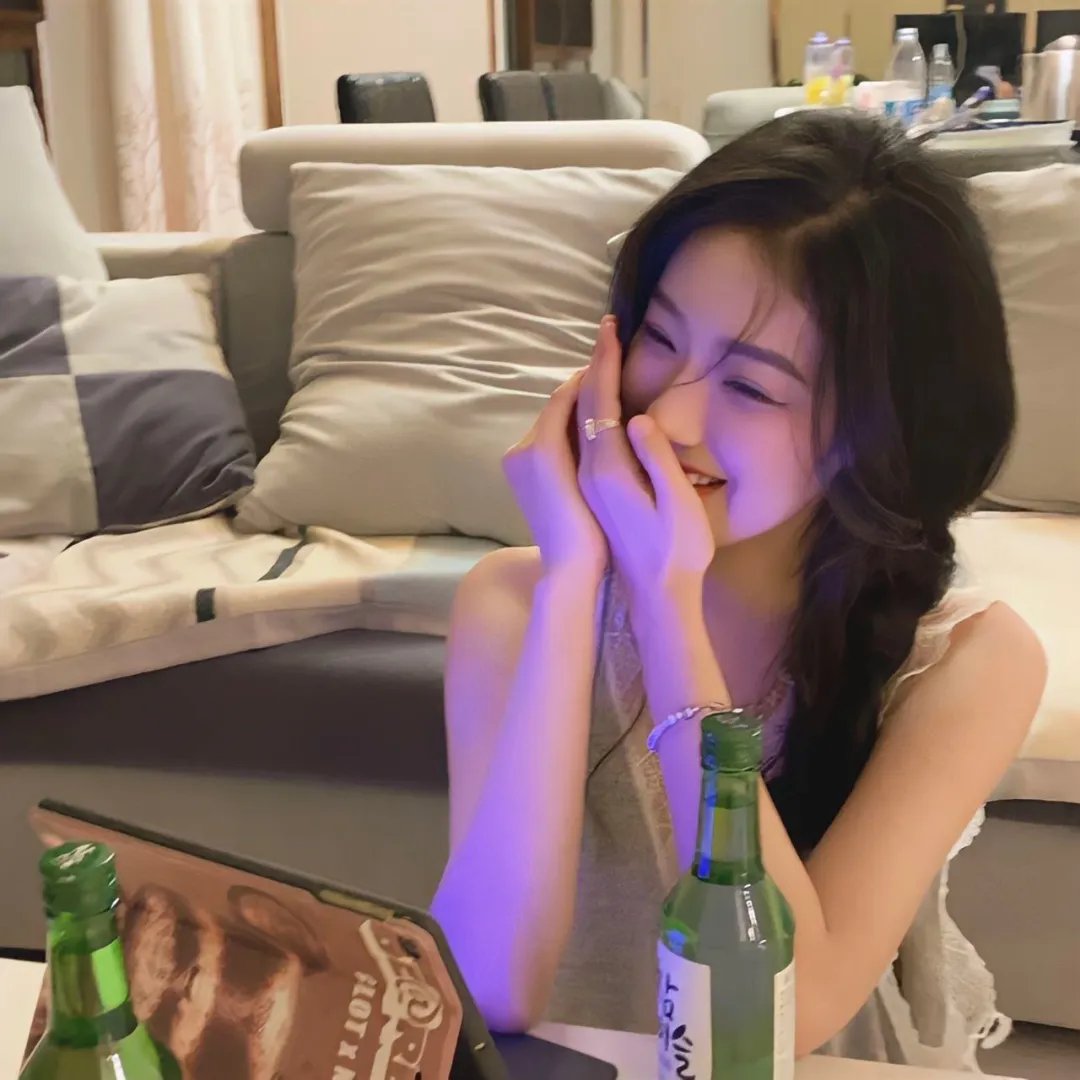 人气爱豆深夜共进晚餐，整整一周内幕曝光，公司火速否认